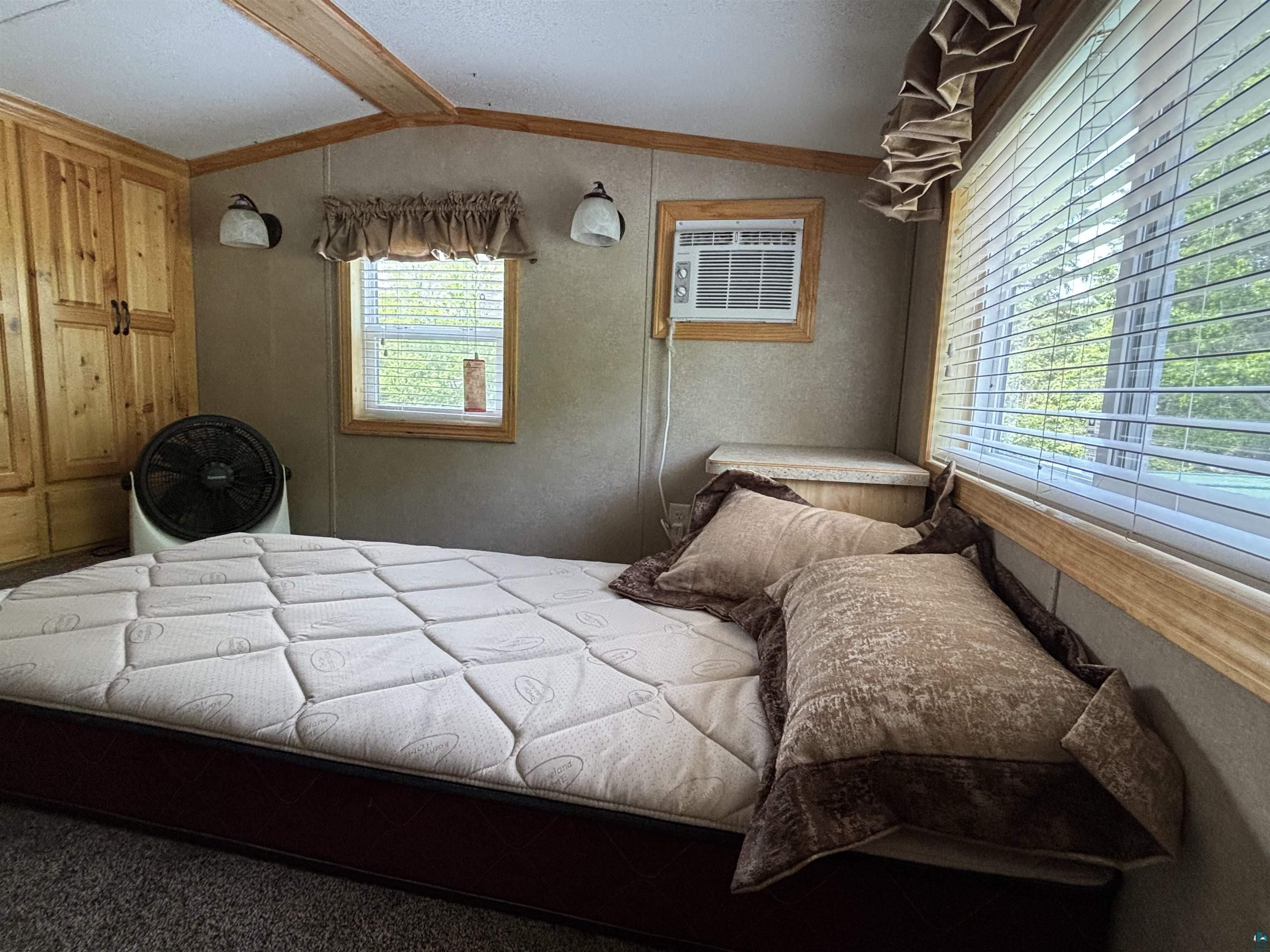 9442 Bear Ridge Dr, Orr, MN 55771 Listing Photo  15