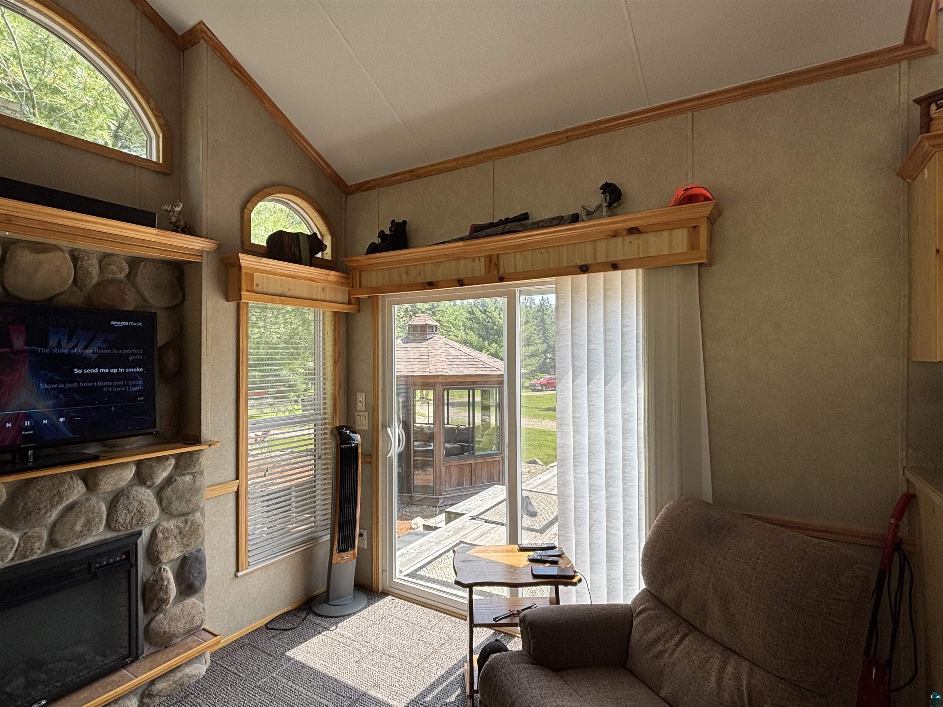 9442 Bear Ridge Dr, Orr, MN 55771 Listing Photo  5