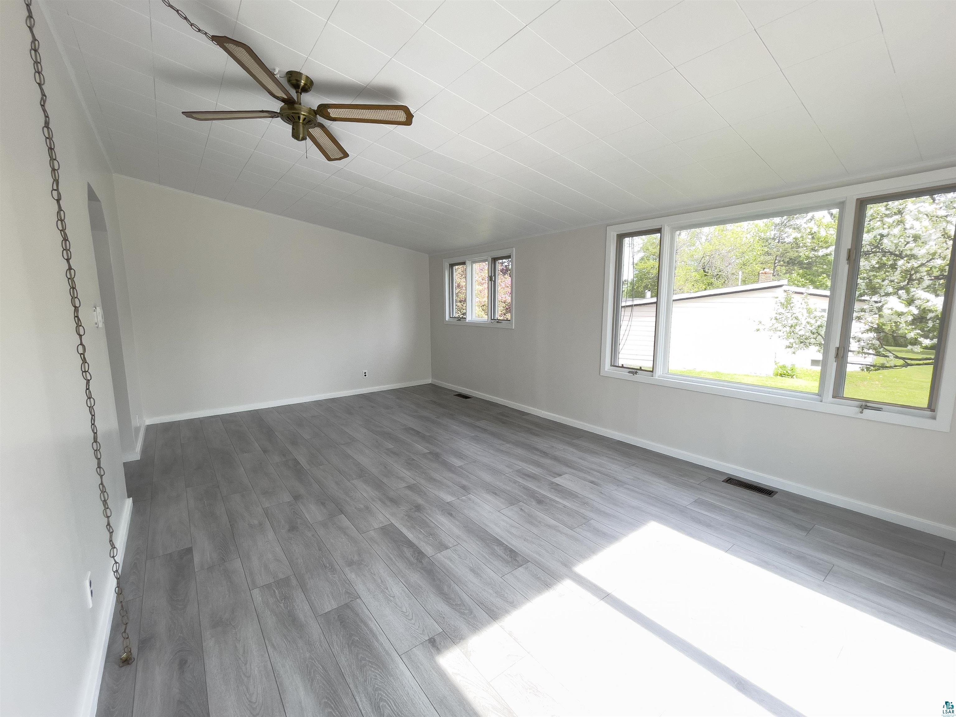 41 Bell Cr, Silver Bay, MN 55614 Listing Photo  9