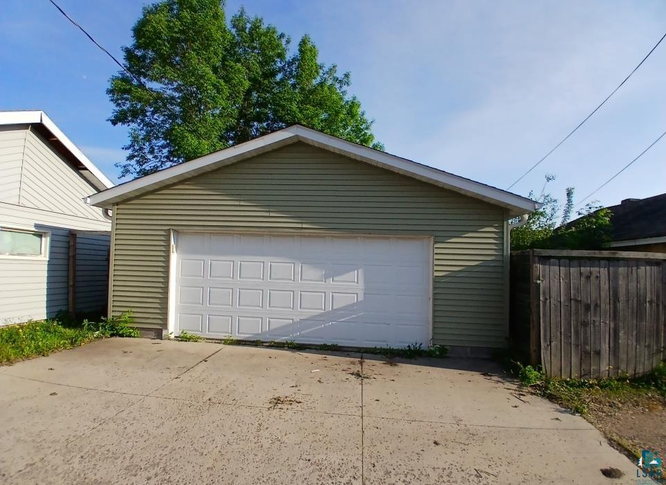 112 W 3rd Ave N, Aurora, MN 55705 Listing Photo  6