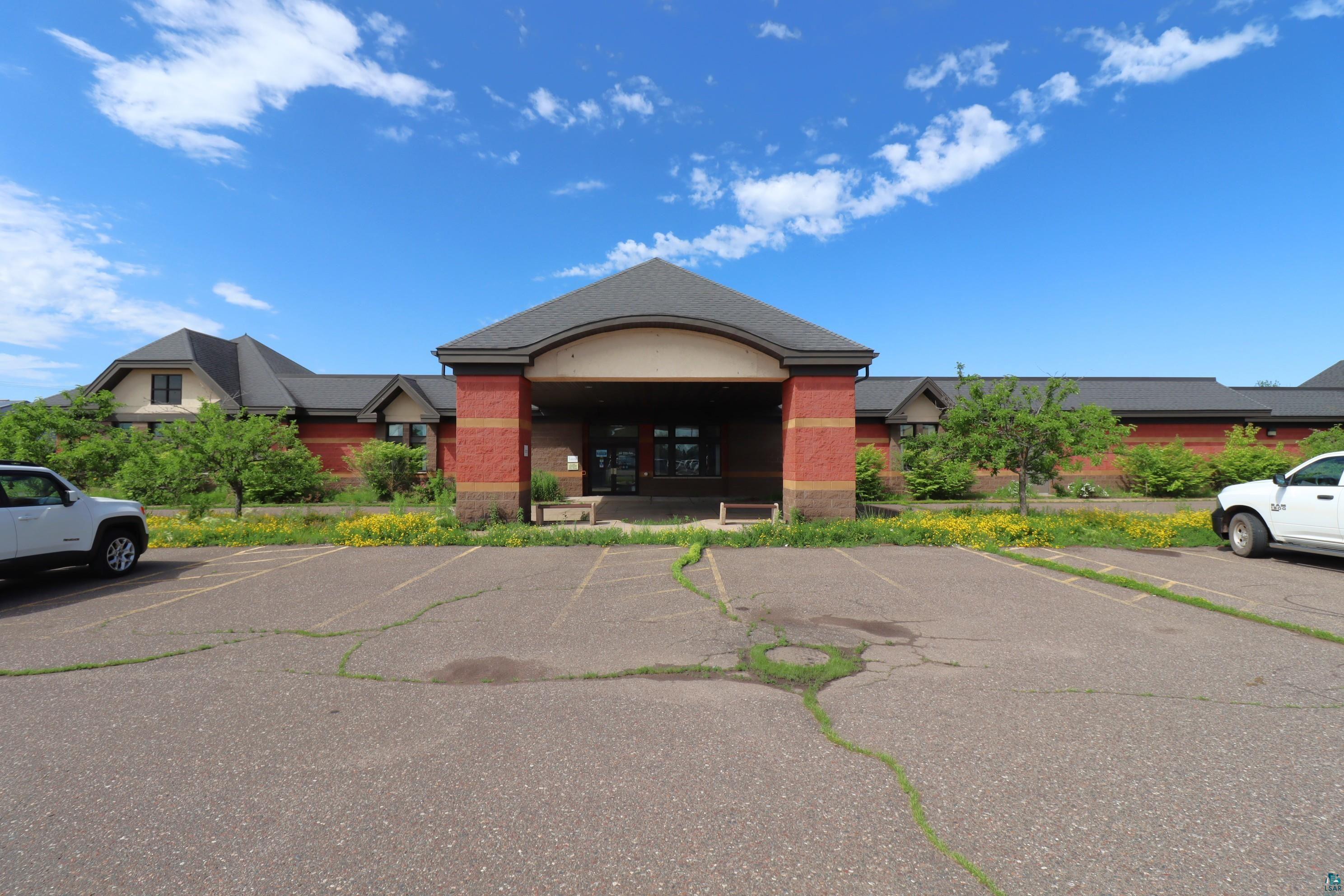 415 Ellis Ave, Ashland, WI 54806 Listing Photo  2