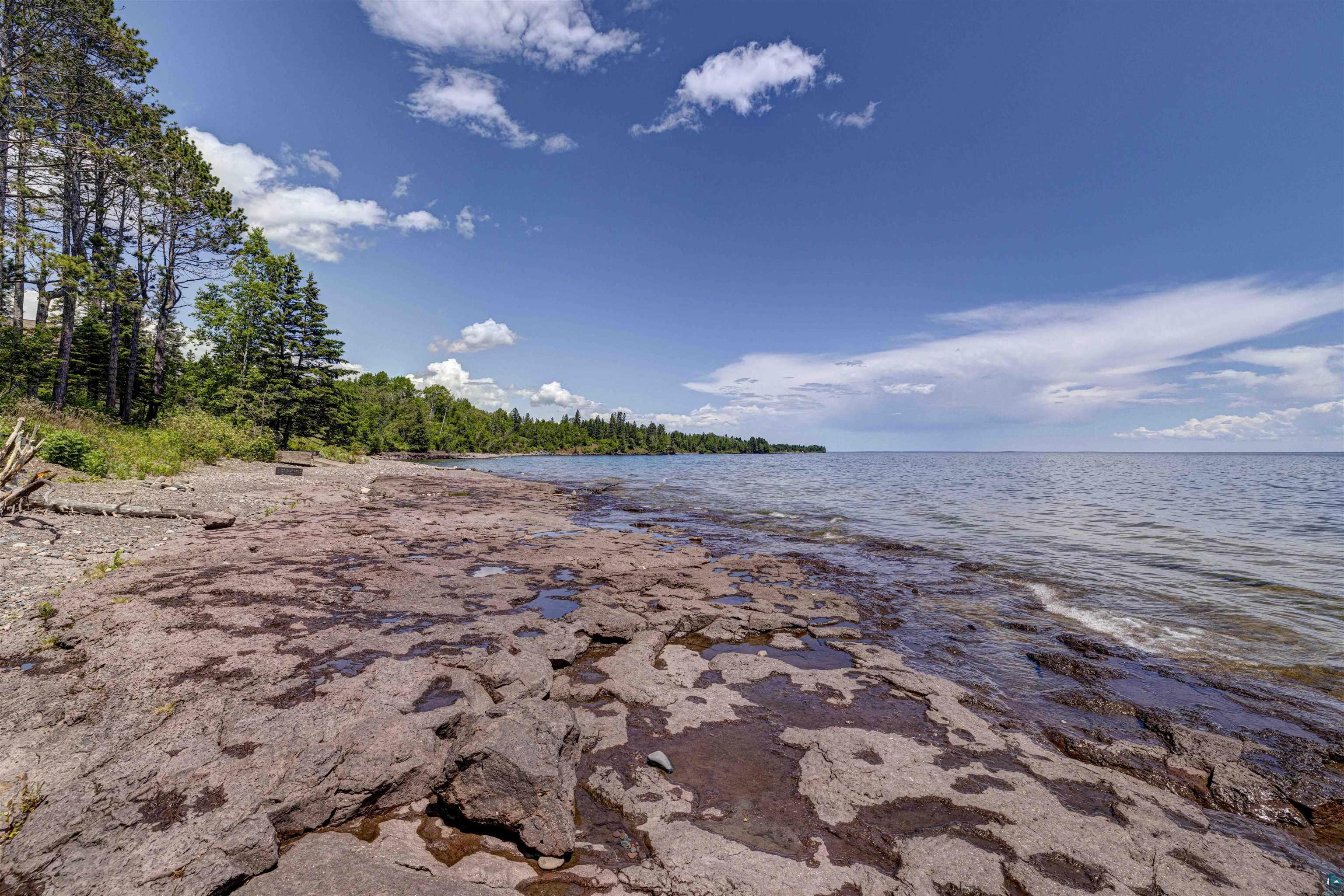 2826 Highway 61, #410A, Two Harbors, MN 55616 Listing Photo  5