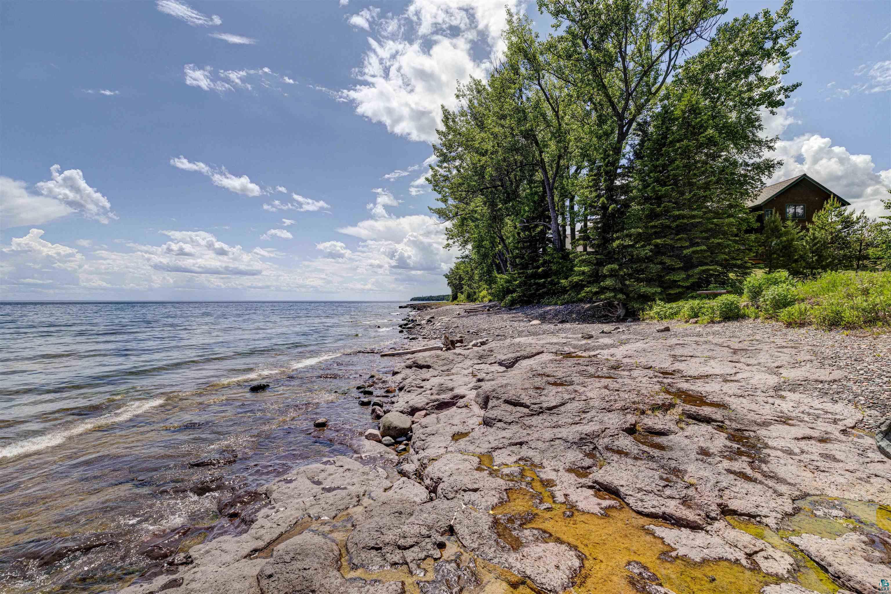 2826 Highway 61, #410A, Two Harbors, MN 55616 Listing Photo  6