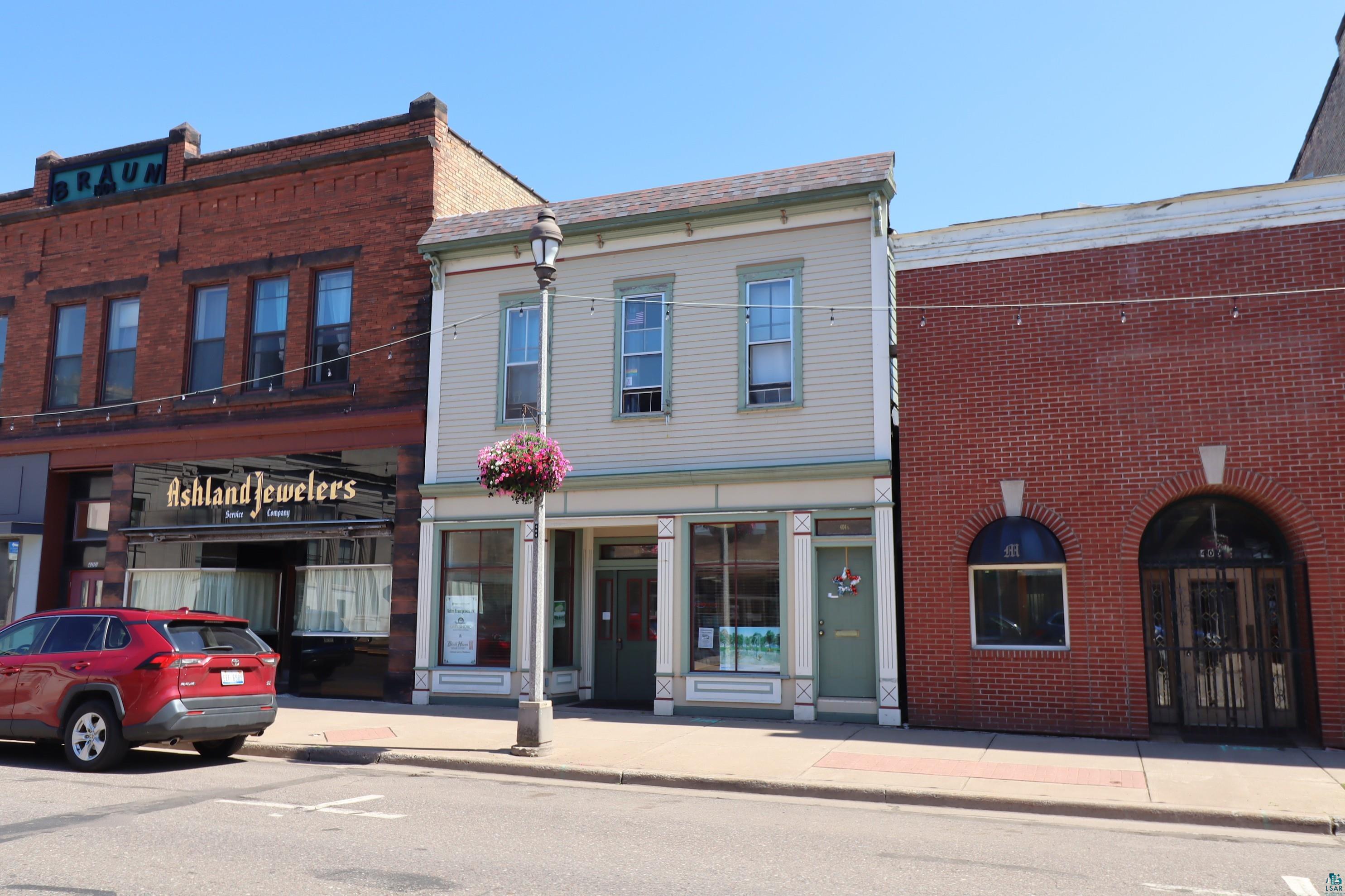 404 Main St W, Ashland, WI 54806 Listing Photo  1