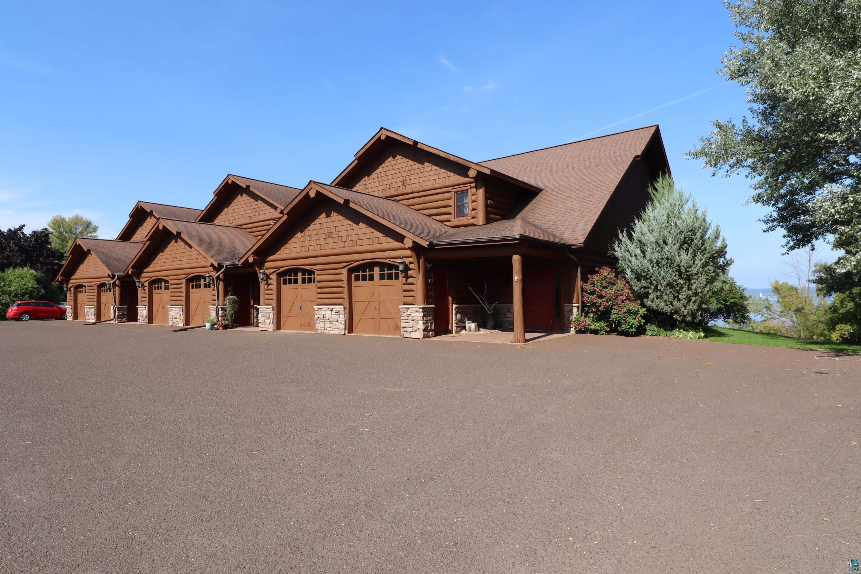 2729 Lake Shore Dr E, #4, Ashland, WI 54806 Listing Photo  2