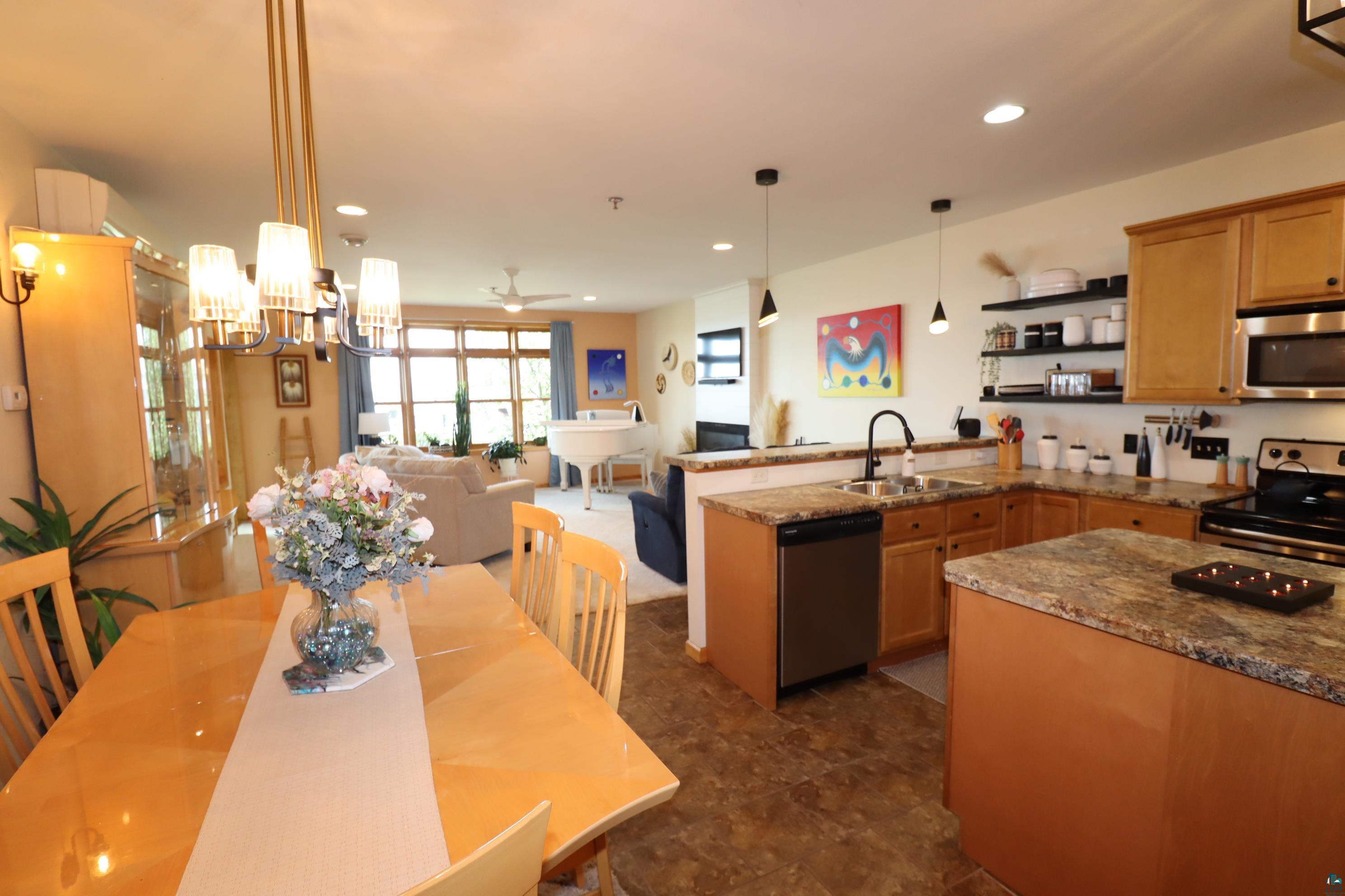 2729 Lake Shore Dr E, #4, Ashland, WI 54806 Listing Photo  19