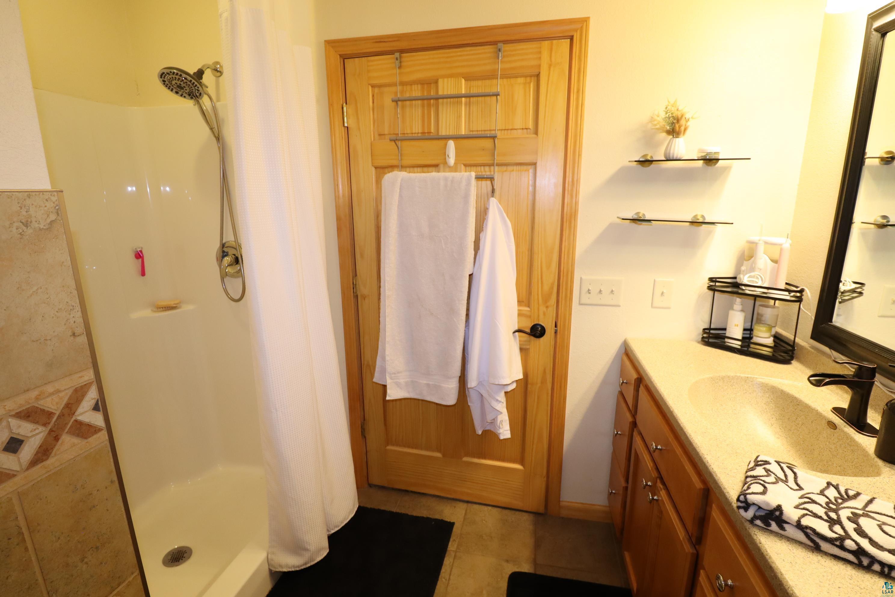 2729 Lake Shore Dr E, #4, Ashland, WI 54806 Listing Photo  29