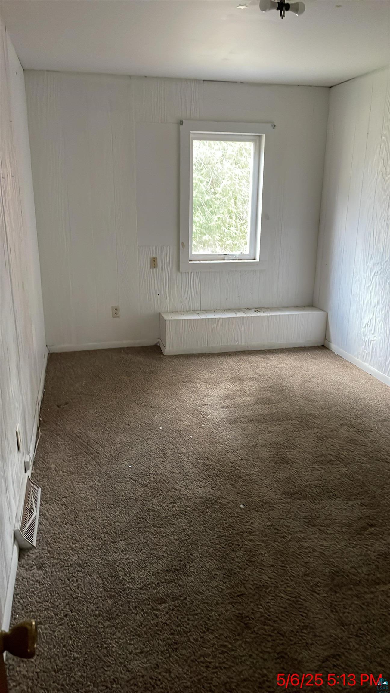 6407 S Tuff Rd, Superior, WI 54880 Listing Photo  5