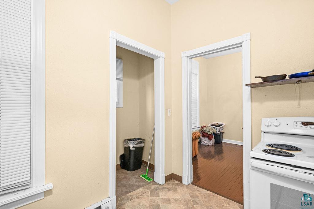 1426-1428 E 1st St, Duluth, MN 55805 Listing Photo  3