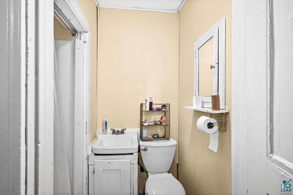 1426-1428 E 1st St, Duluth, MN 55805 Listing Photo  4