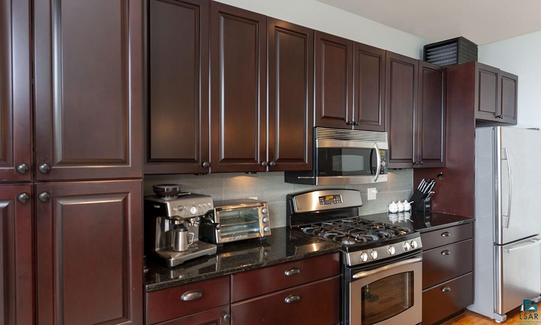 311 E Superior St, #805, Duluth, MN 55802 Listing Photo  6