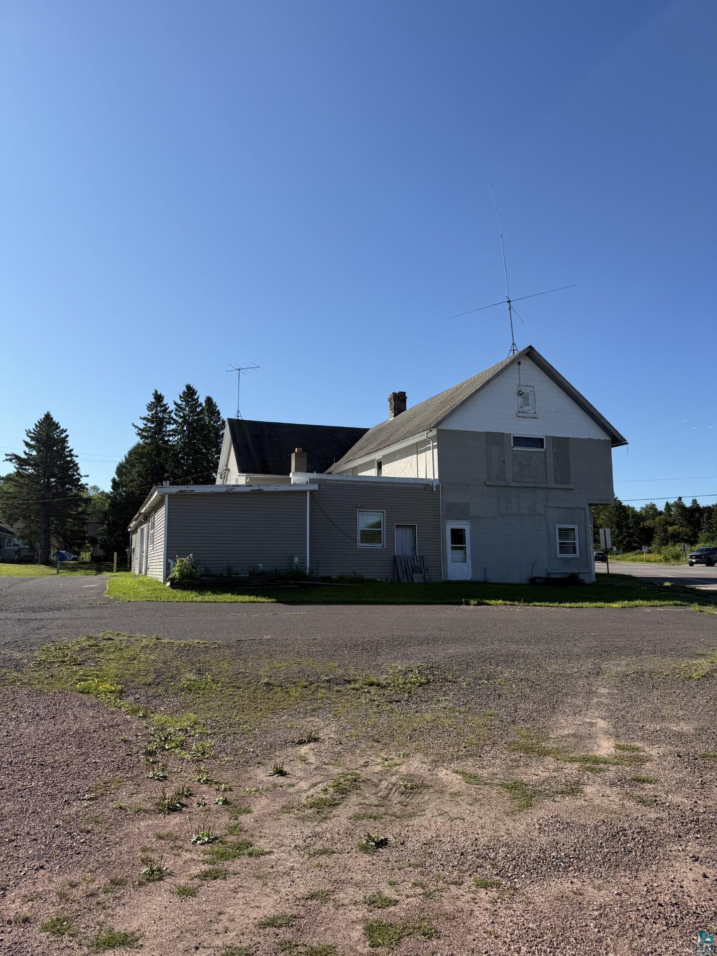 522 Sanborn Ave, Ashland, WI 54806 Listing Photo  2