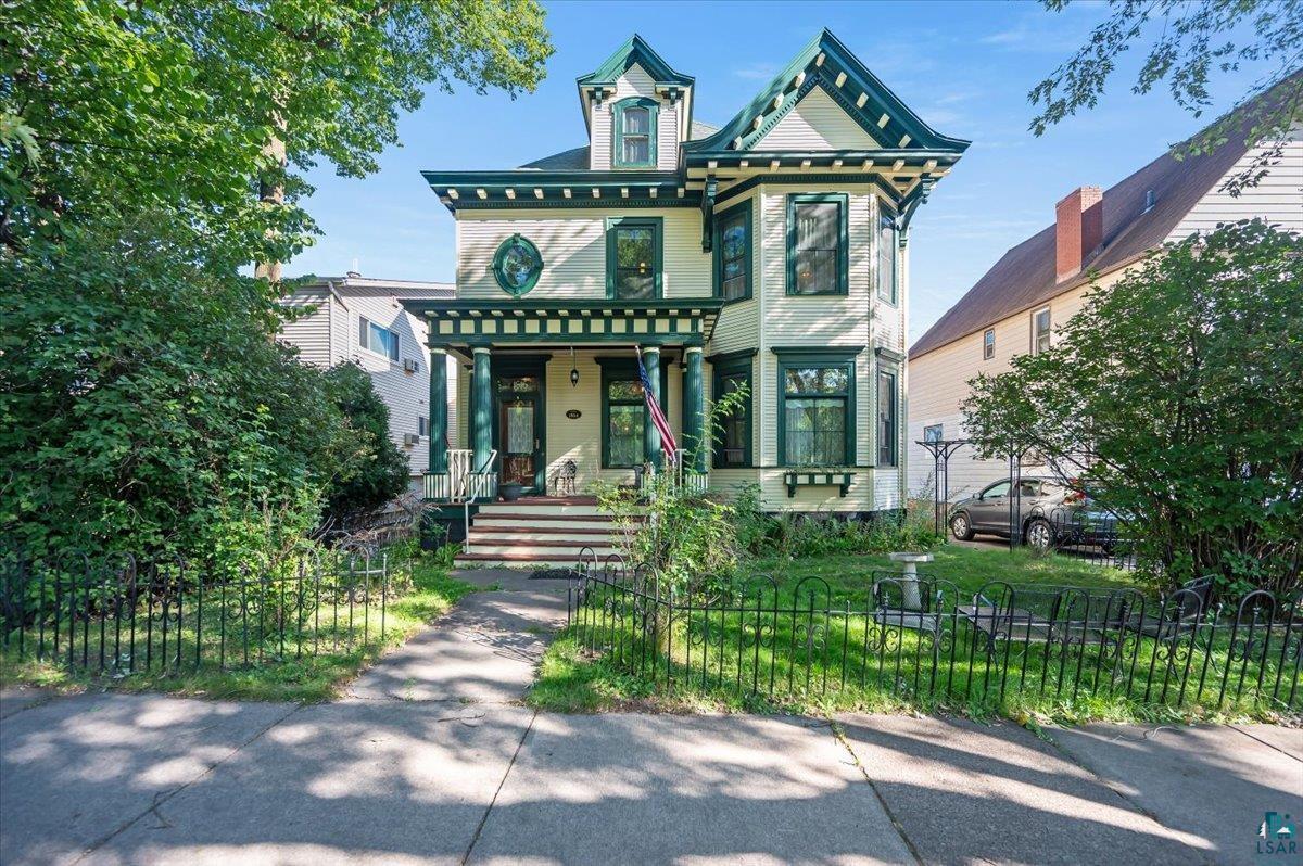 1616 E 1st St, Duluth, MN 55812 Listing Photo  1