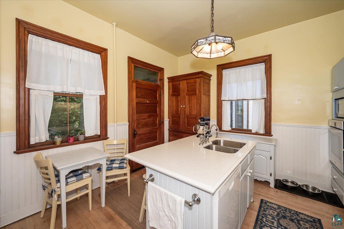 1616 E 1st St, Duluth, MN 55812 Listing Photo  18
