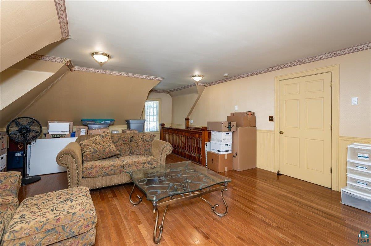 1616 E 1st St, Duluth, MN 55812 Listing Photo  34
