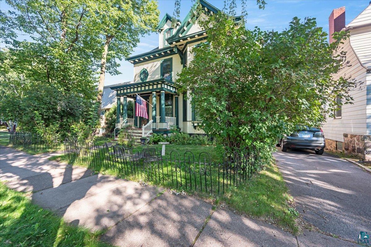 1616 E 1st St, Duluth, MN 55812 Listing Photo  45