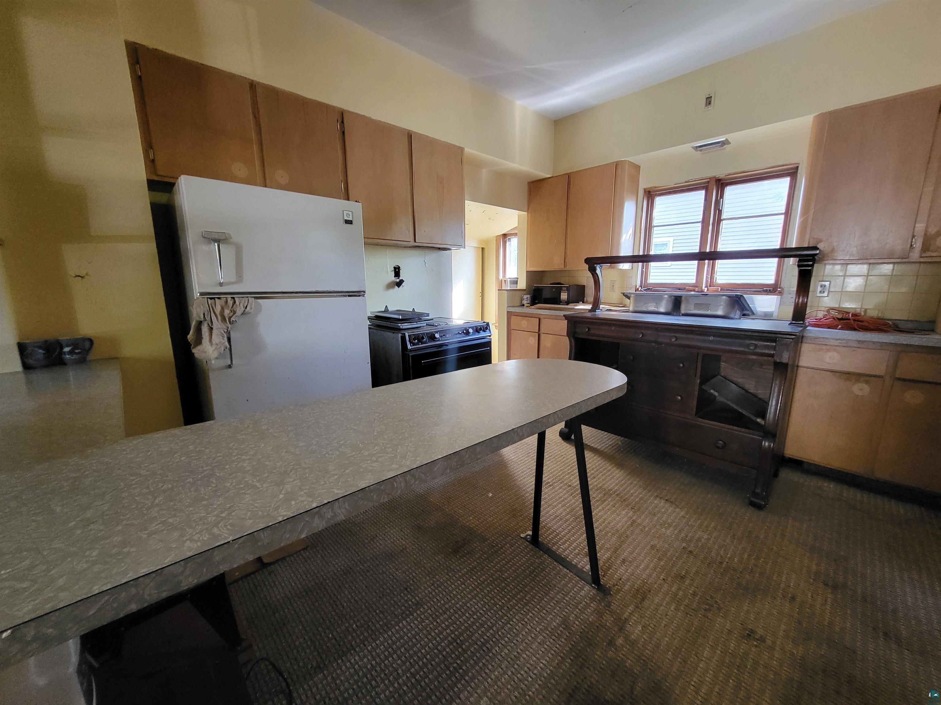 111 Carrie Ave, Eveleth, MN 55734 Listing Photo  5