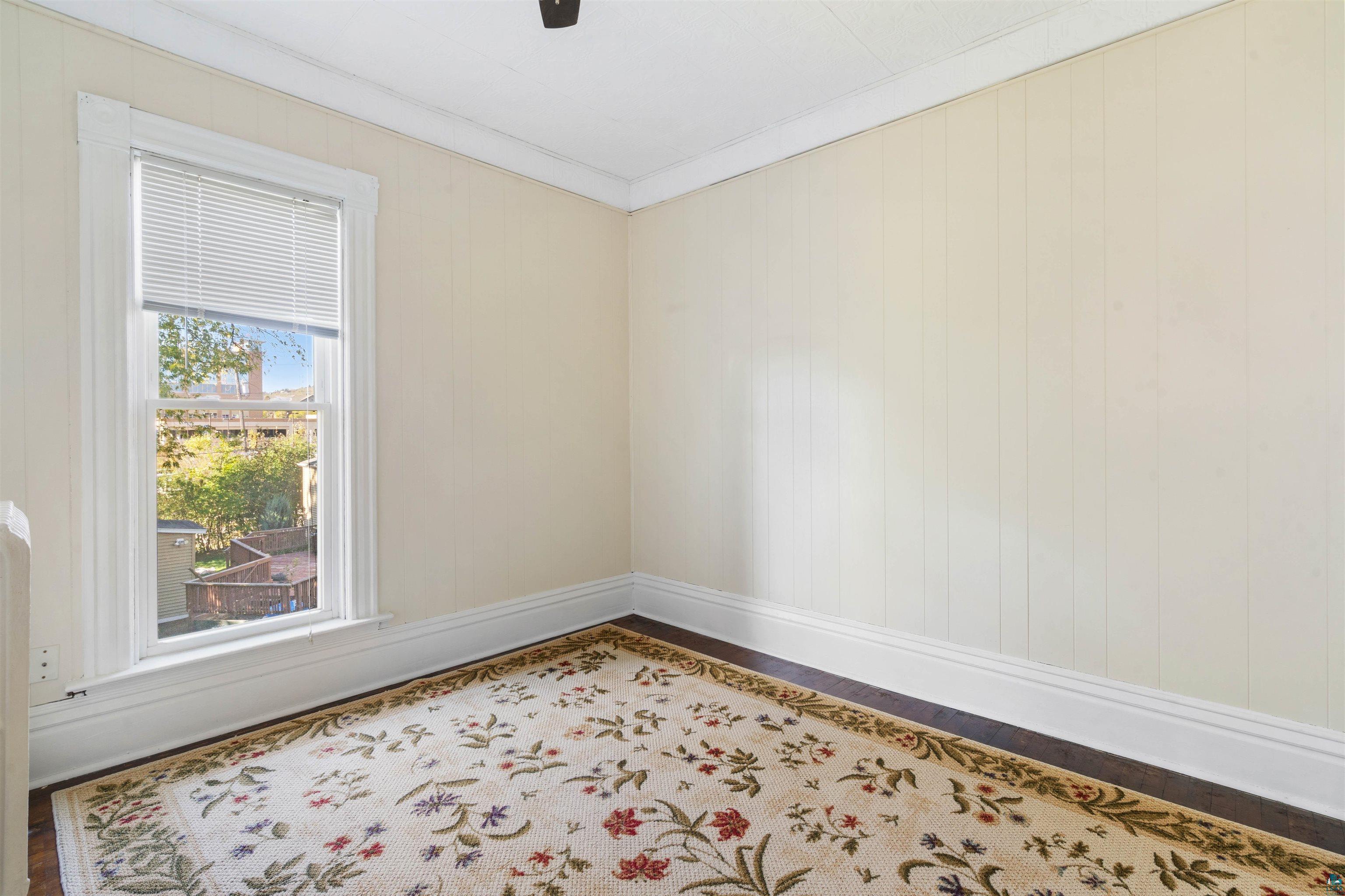 1211 E 1st St, Duluth, MN 55805 Listing Photo  21