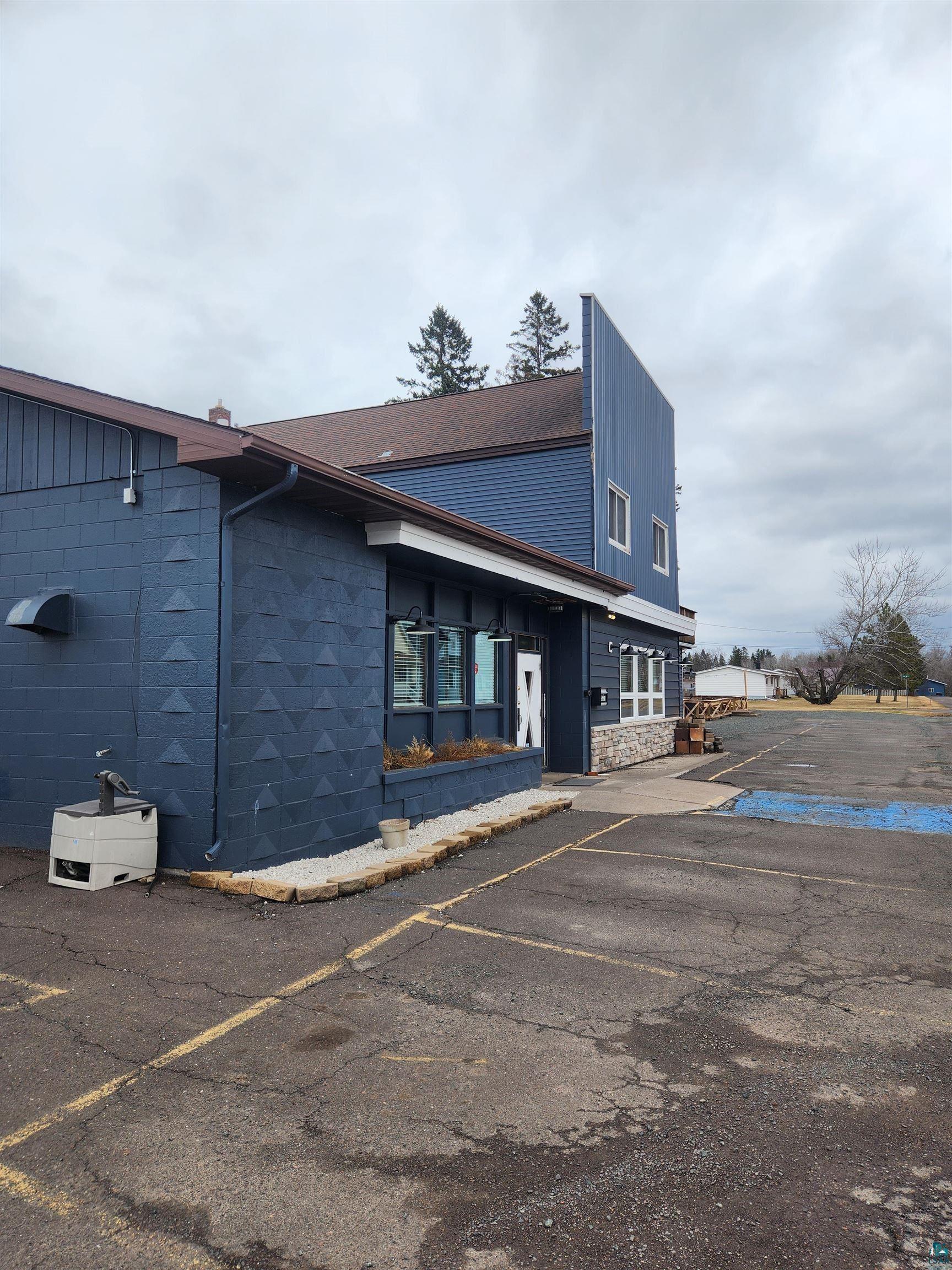 5221 E 4th St, Superior, WI 54880 Listing Photo  2