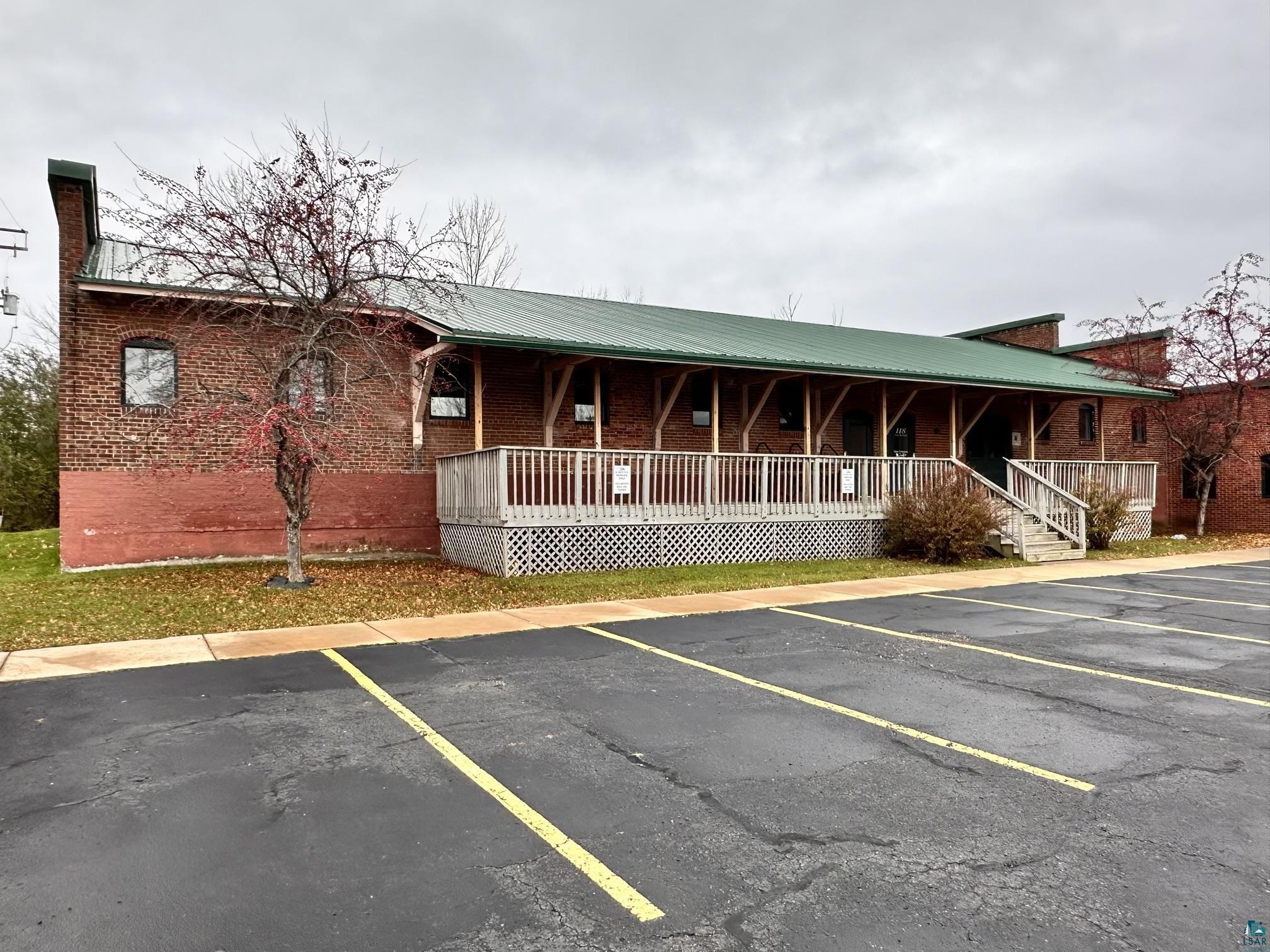 118 E 3rd St, Ashland, WI 54806 Listing Photo  36