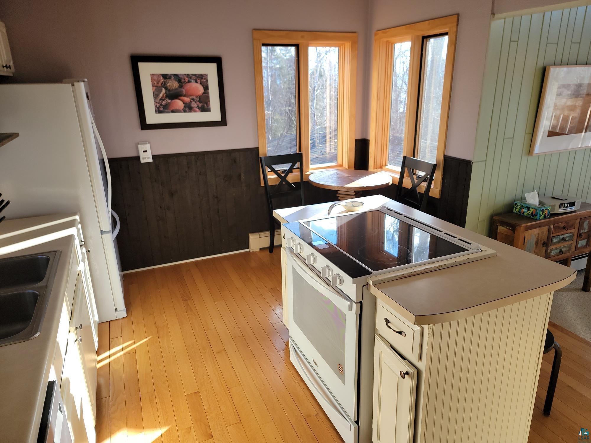 1470 Hwy 61 E, Grand Marais, MN 55604 Listing Photo  18
