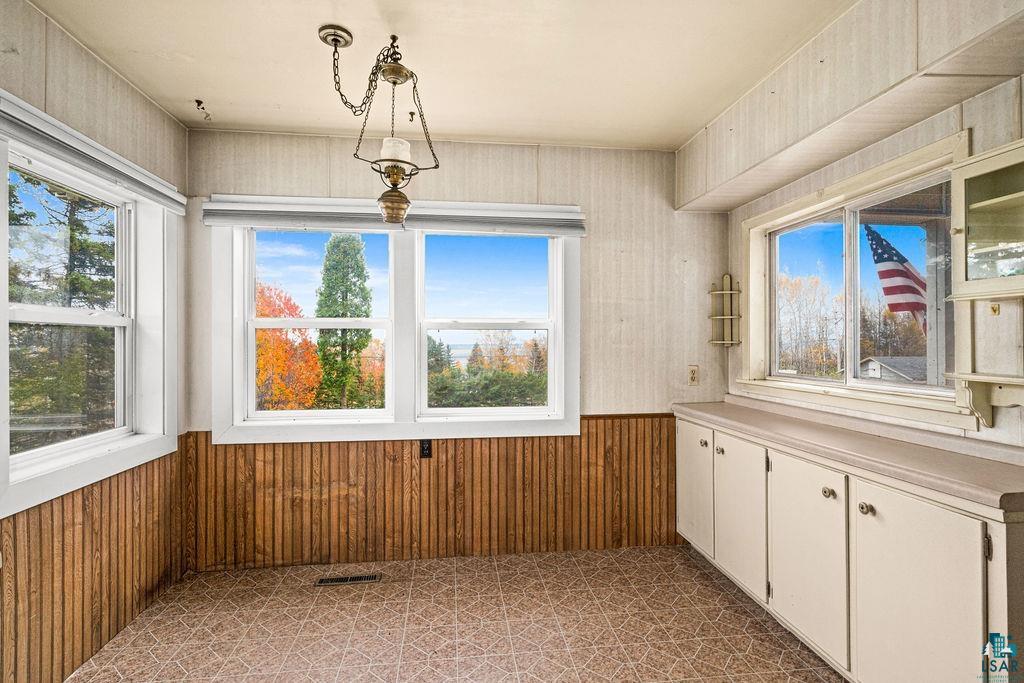 1041 Main St, Beaver Bay, MN 55601 Listing Photo  7