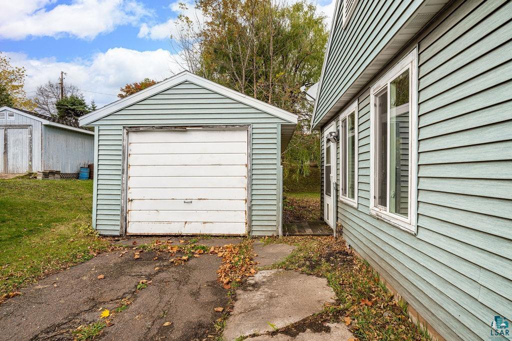 88 Banks Blvd, Silver Bay, MN 55614 Listing Photo  13