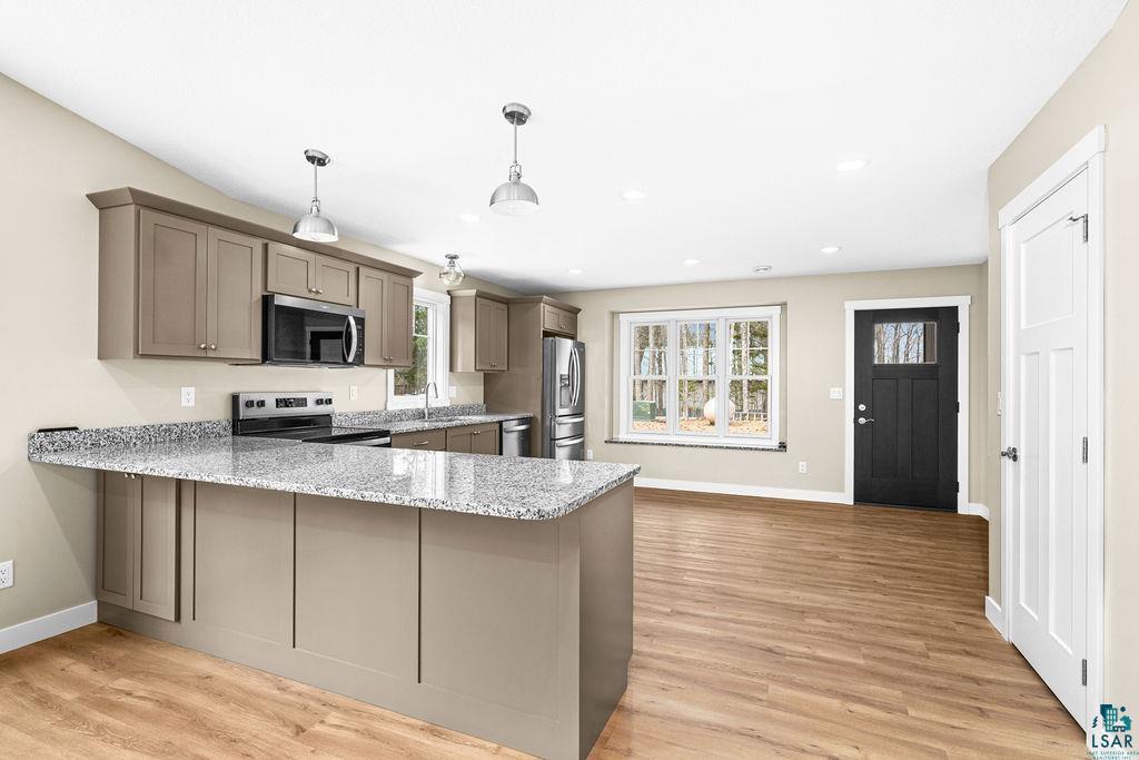 3136 Maple Dr, #3136, Cloquet, MN 55720 Listing Photo  3