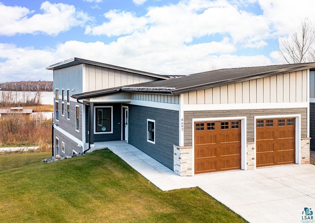 8602 Maynard Pl, Duluth, MN 55807 Listing Photo  1