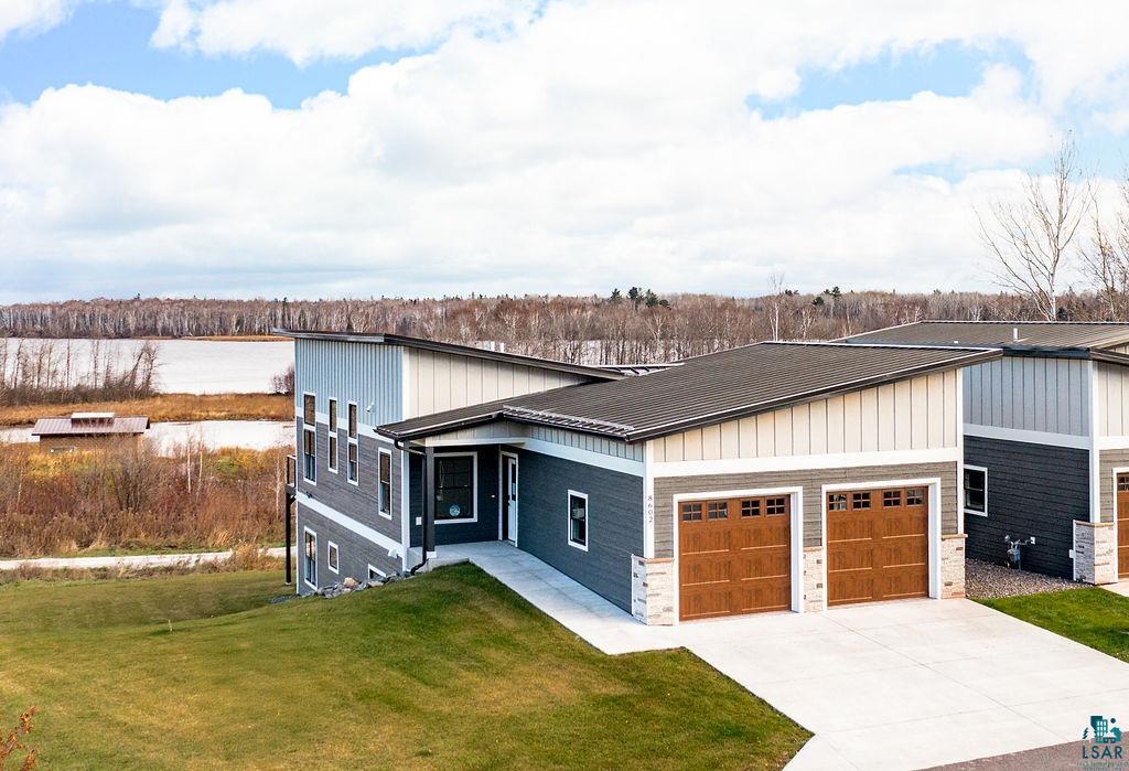 8602 Maynard Pl, Duluth, MN 55807 Listing Photo  2
