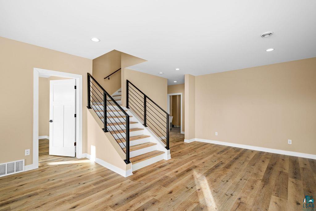8602 Maynard Pl, Duluth, MN 55807 Listing Photo  21