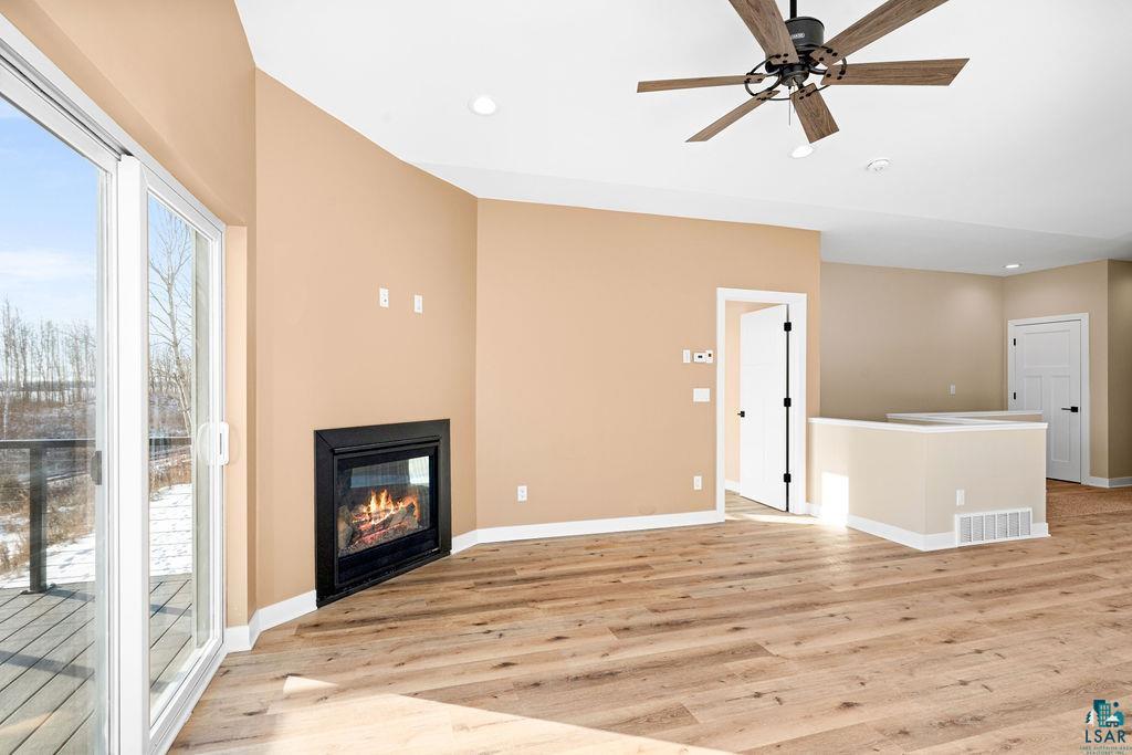 8602 Maynard Pl, Duluth, MN 55807 Listing Photo  6
