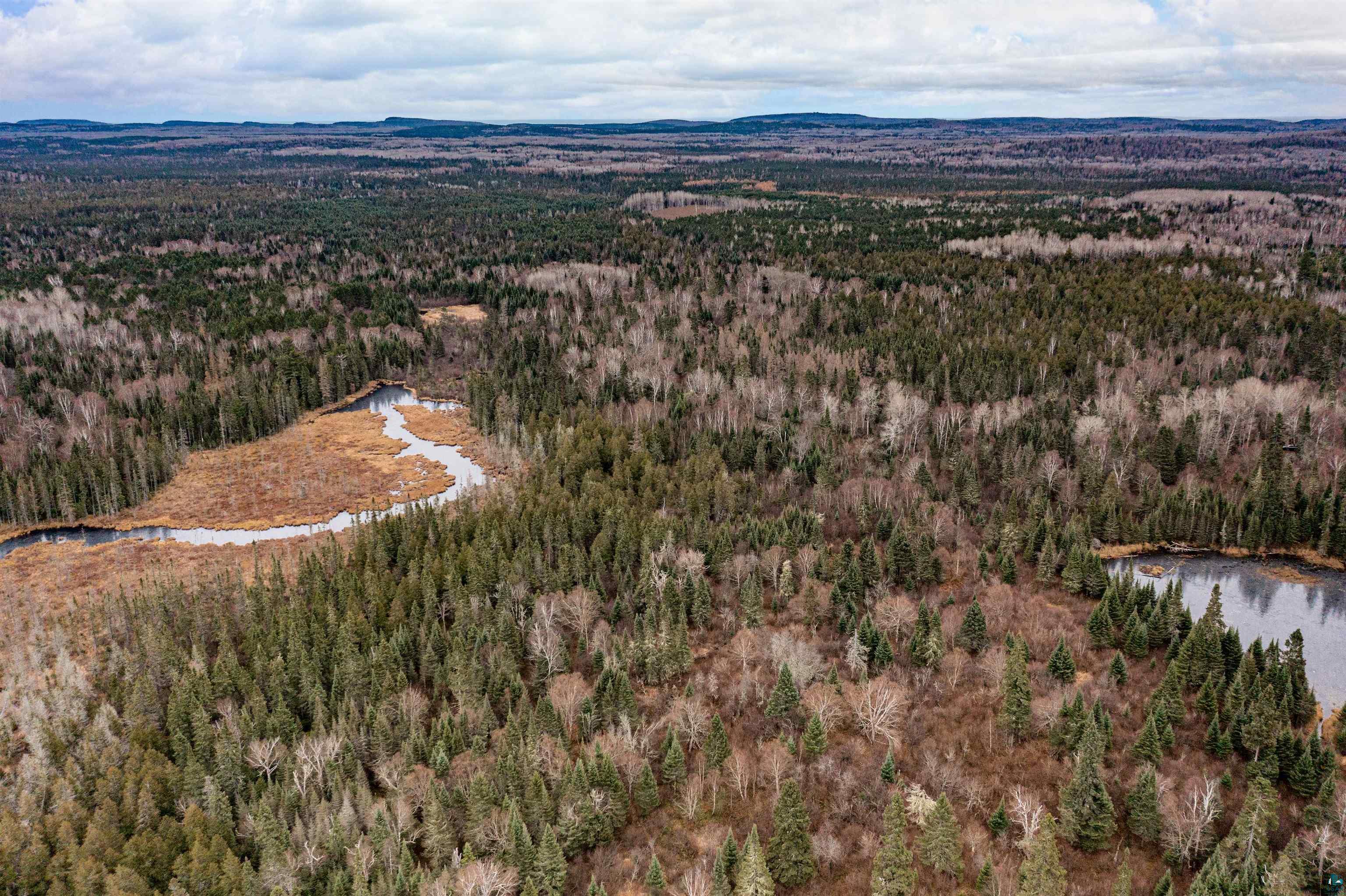 2760 Caribou Tr, Lutsen, MN 55612 Listing Photo  9