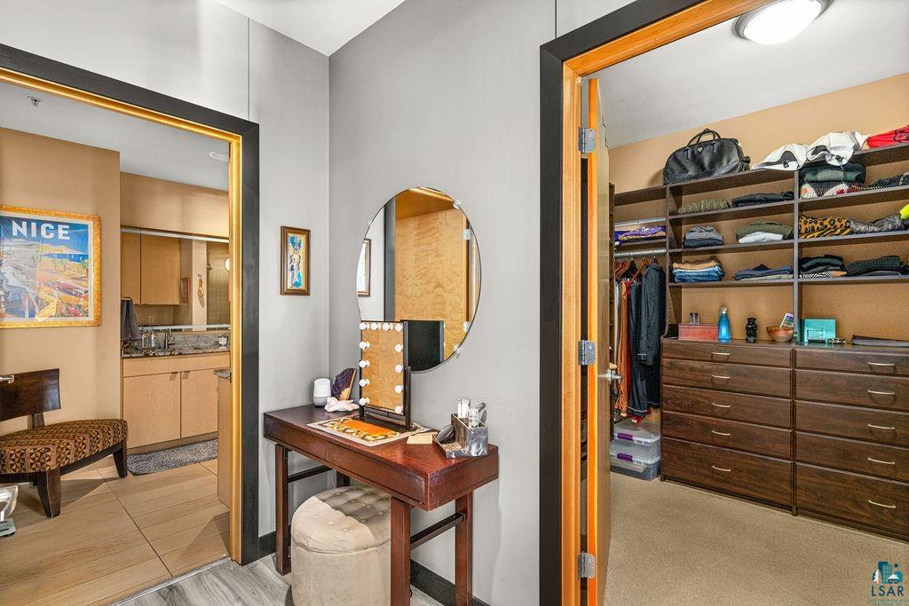 311 E Superior St, #905, Duluth, MN 55802 Listing Photo  11