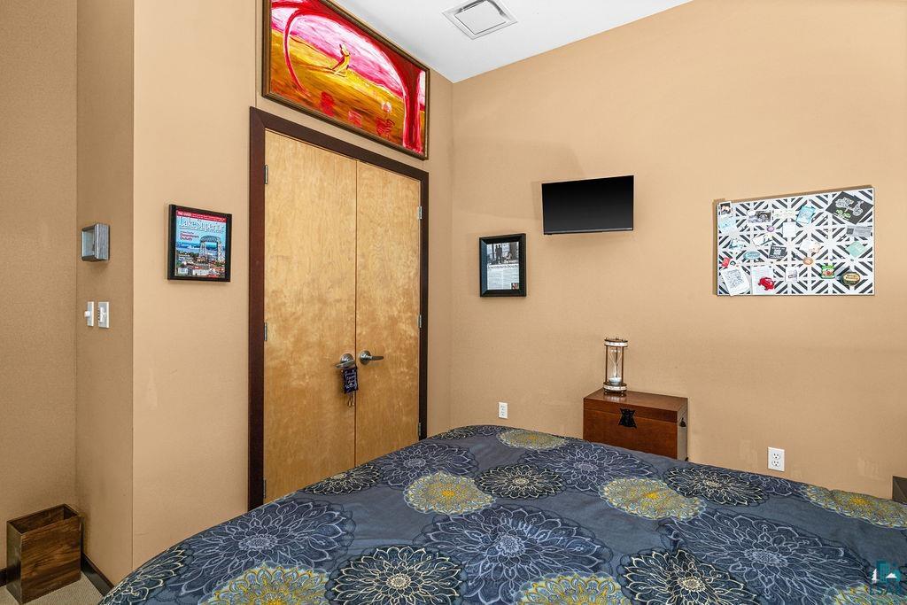 311 E Superior St, #905, Duluth, MN 55802 Listing Photo  20