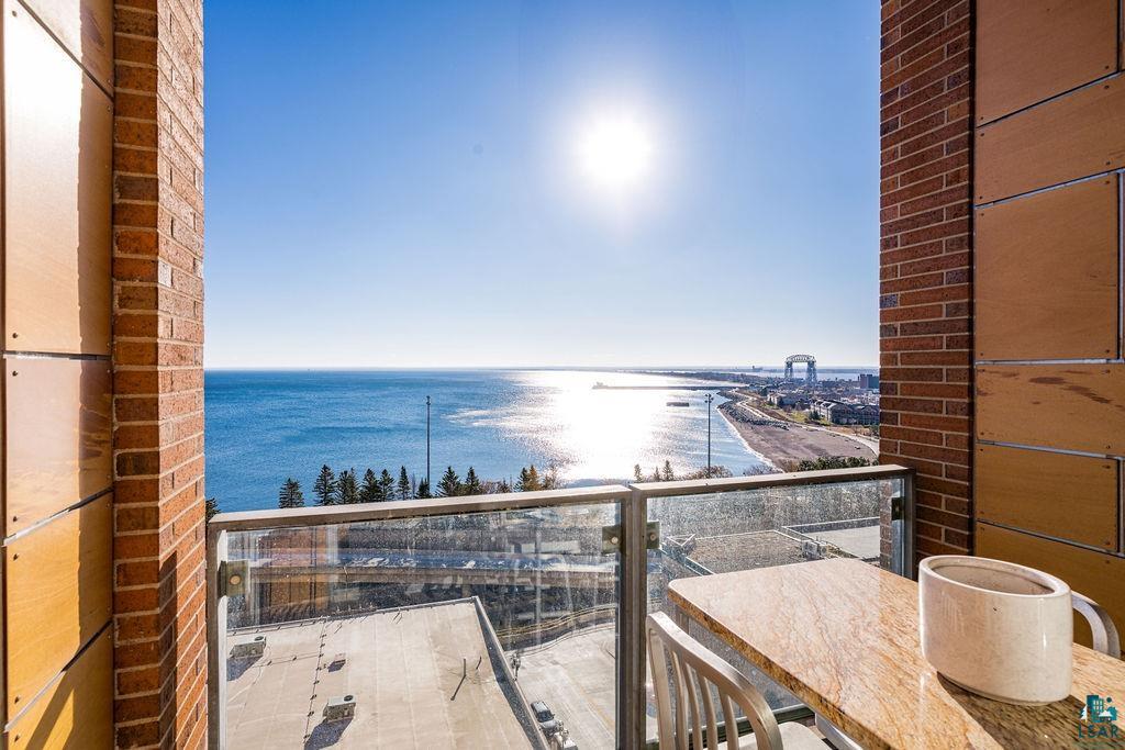 311 E Superior St, #905, Duluth, MN 55802 Listing Photo  27