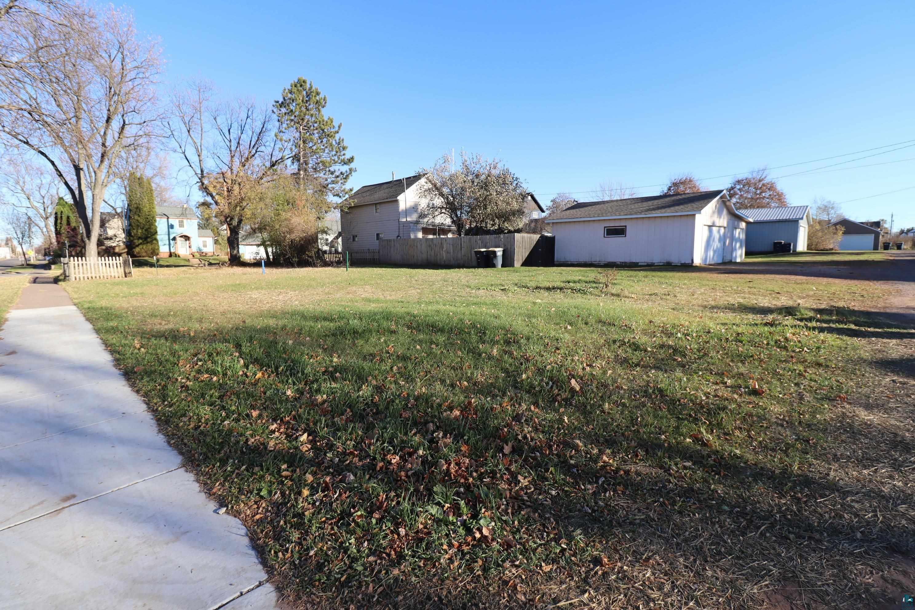 1104 3rd St W, Ashland, WI 54806 Listing Photo  1