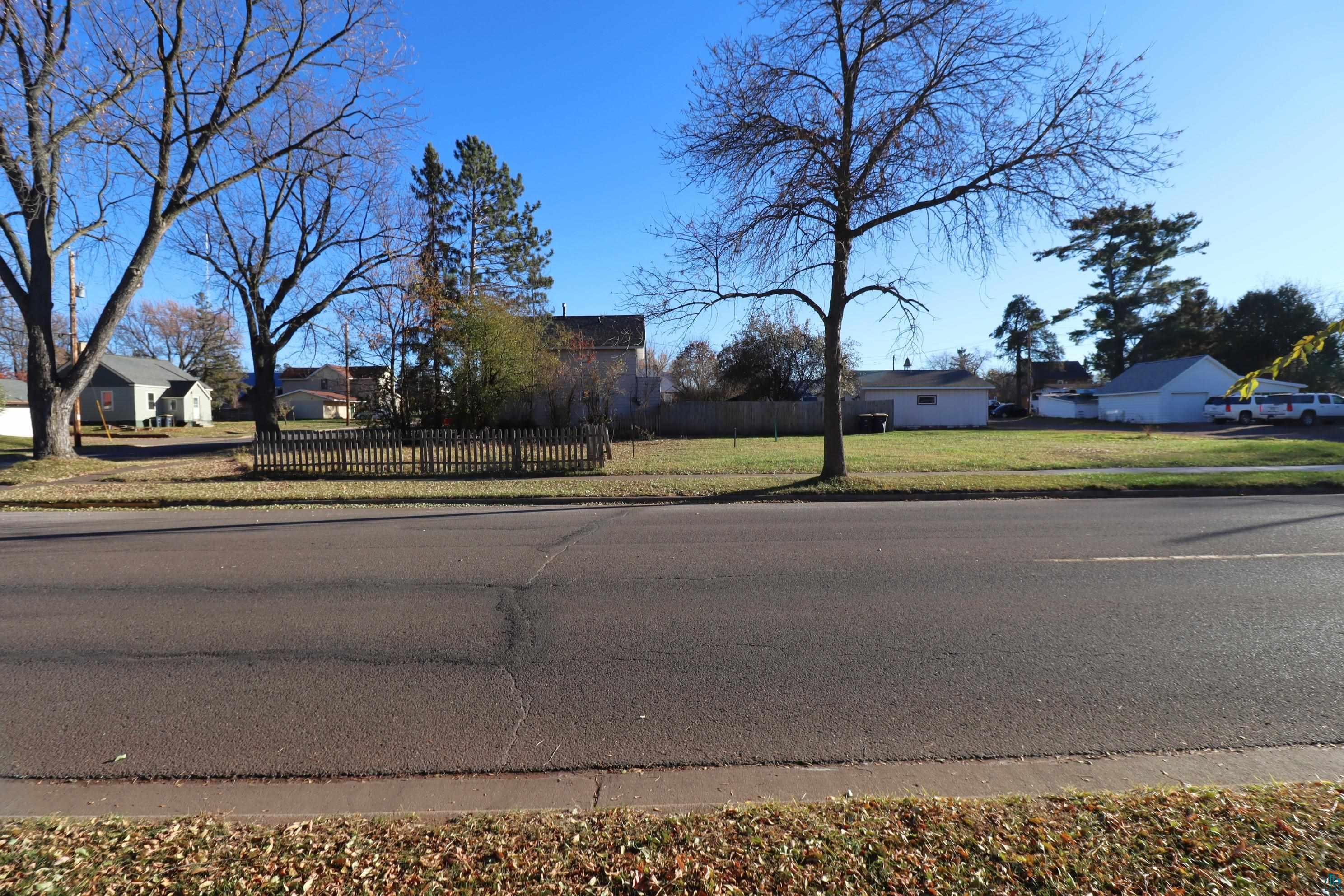 1104 3rd St W, Ashland, WI 54806 Listing Photo  8