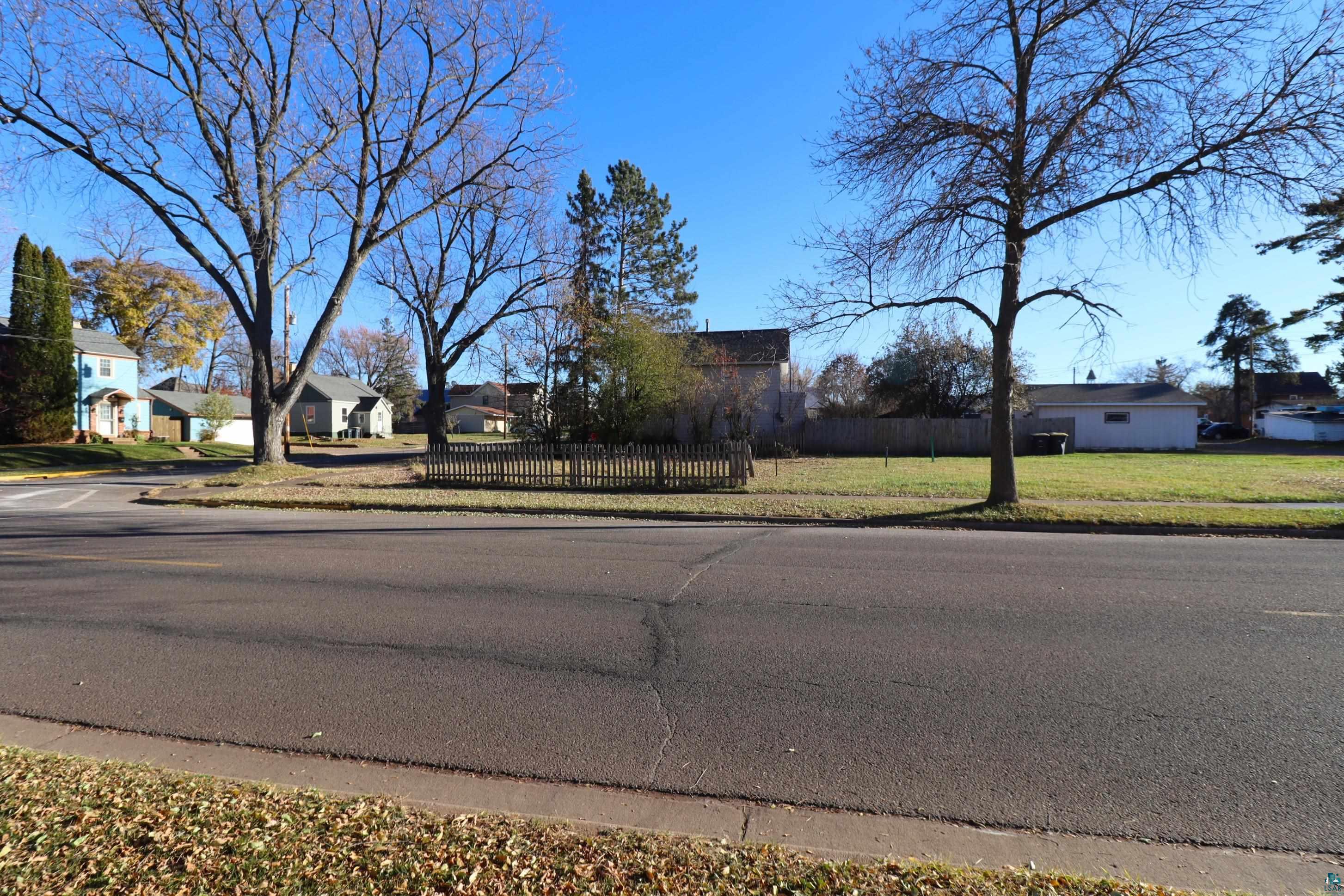 1104 3rd St W, Ashland, WI 54806 Listing Photo  9
