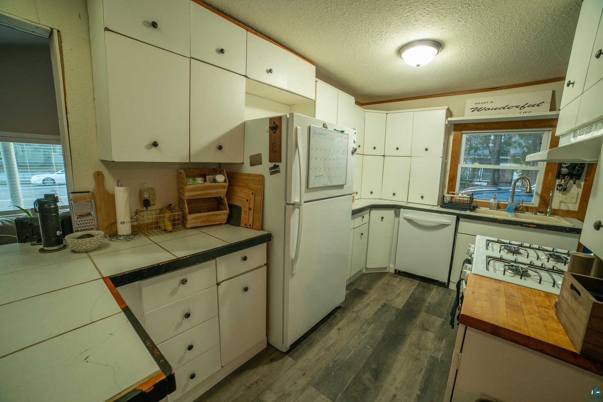 1815 Doddridge Ave, Cloquet, MN 55720-2476 Listing Photo  6