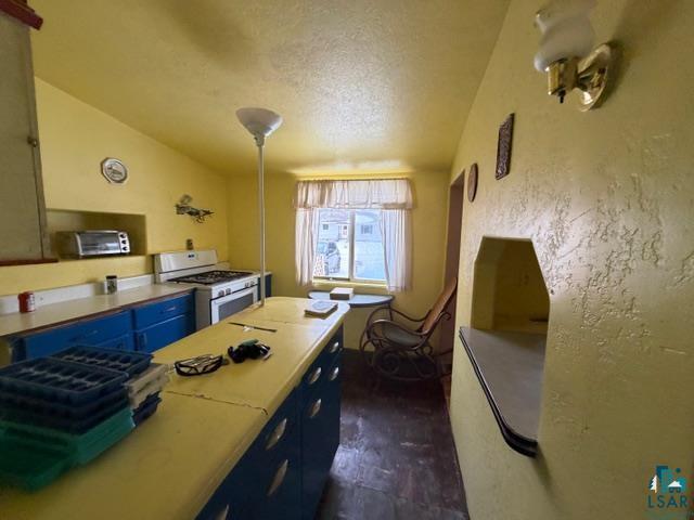28 Hemlock Cr, Babbitt, MN 55706 Listing Photo  6