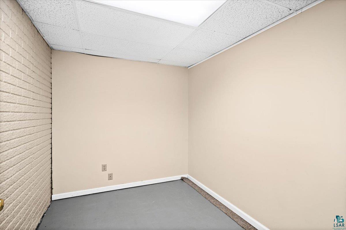 5722 Homestead Rd, Duluth, MN 55804 Listing Photo  26