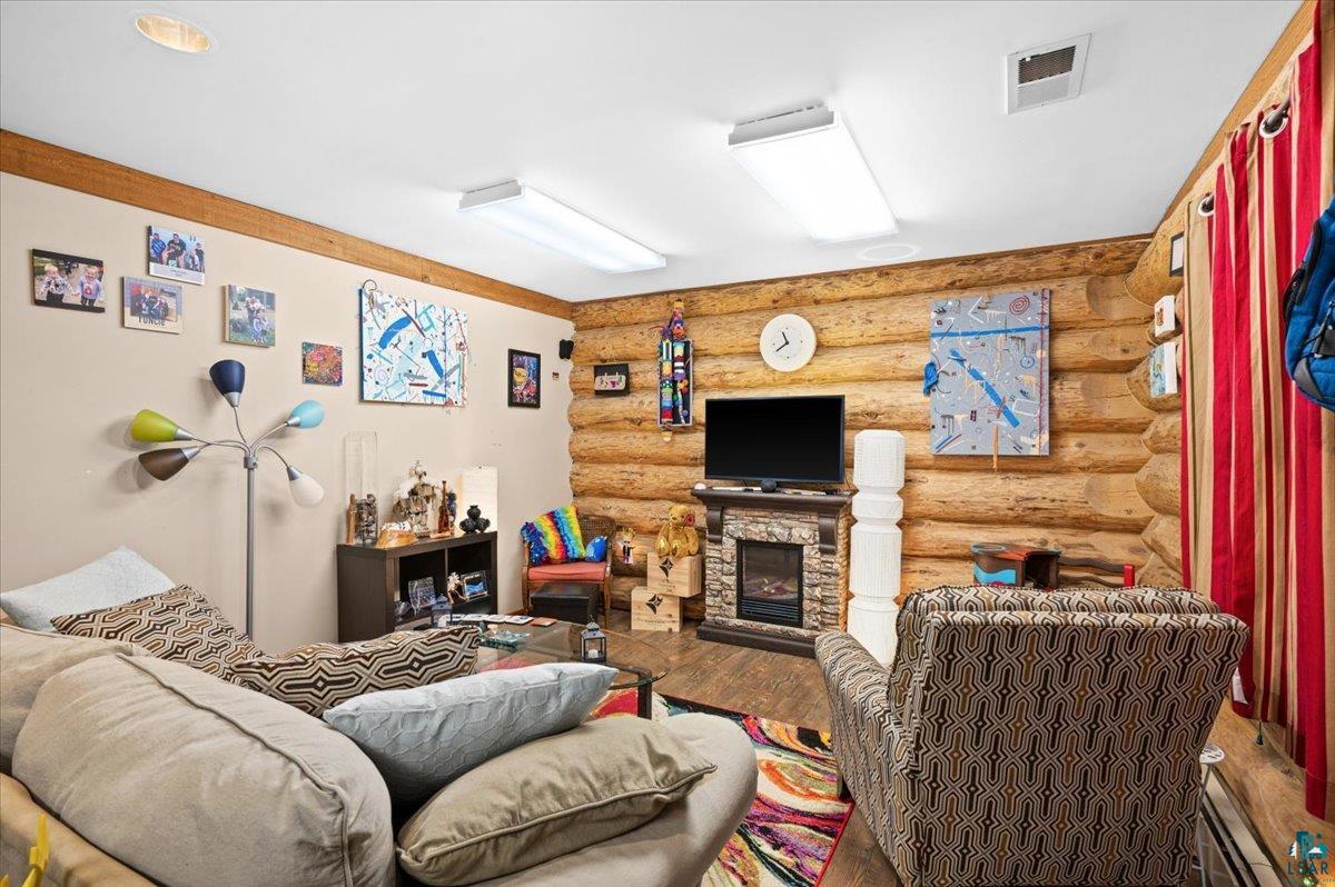 5722 Homestead Rd, Duluth, MN 55804 Listing Photo  37