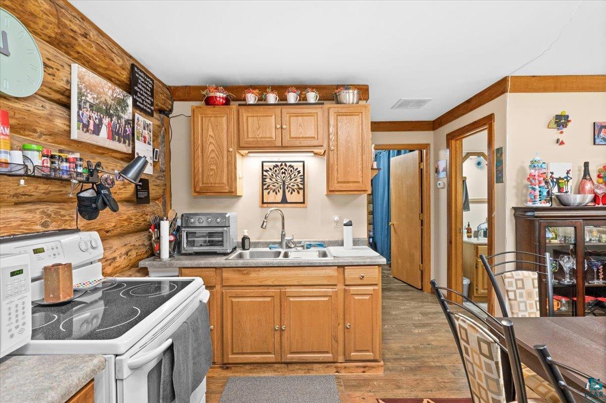 5722 Homestead Rd, Duluth, MN 55804 Listing Photo  21