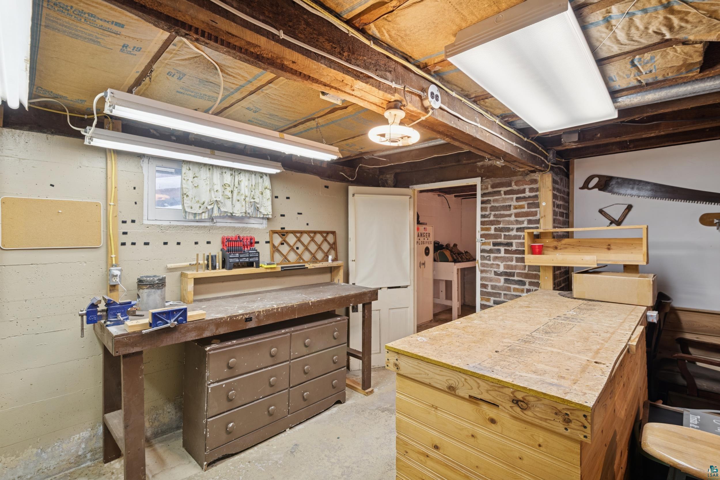 220 W 5th Ave, Washburn, WI 54891 Listing Photo  27