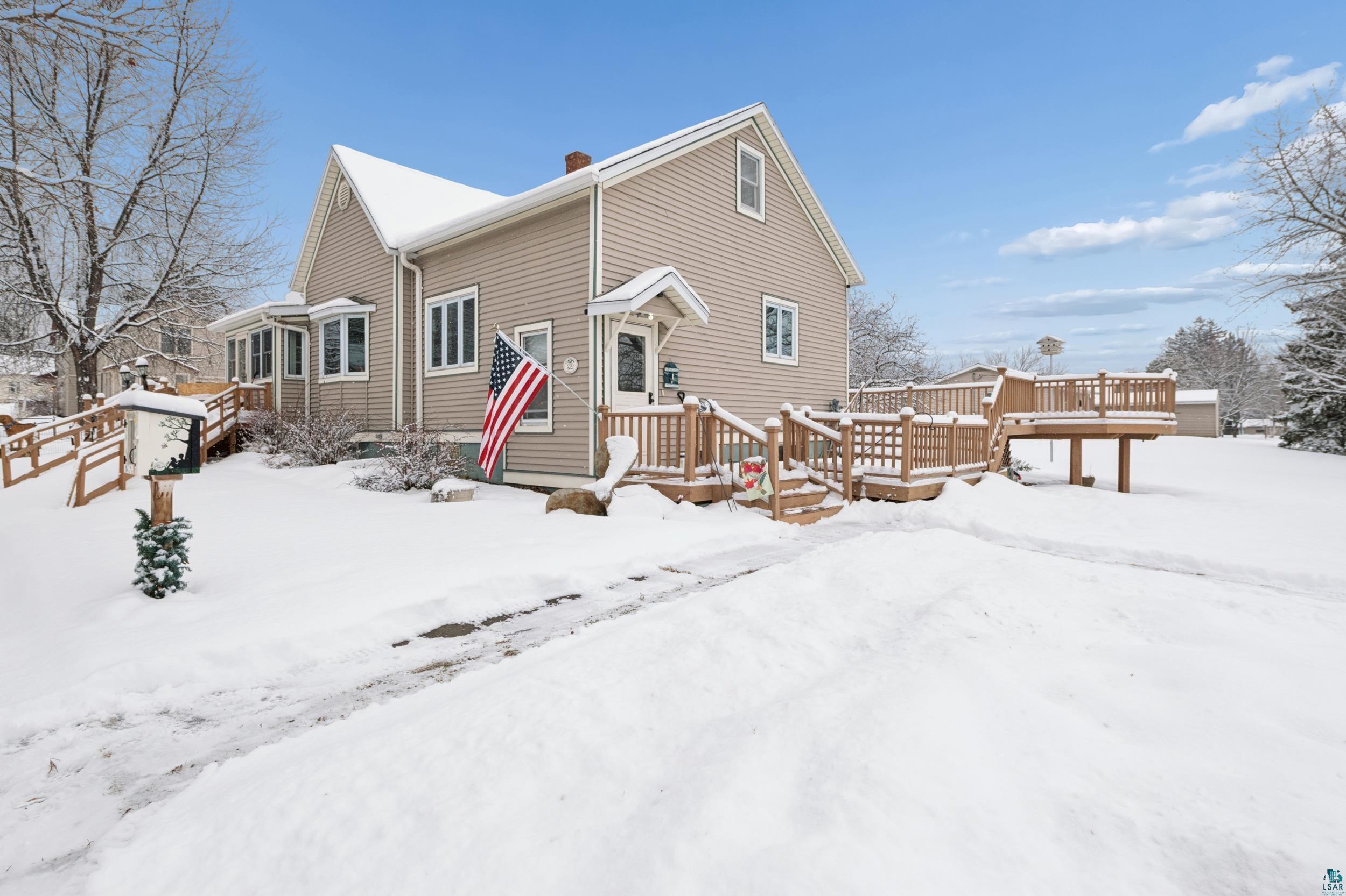 220 W 5th Ave, Washburn, WI 54891 Listing Photo  31