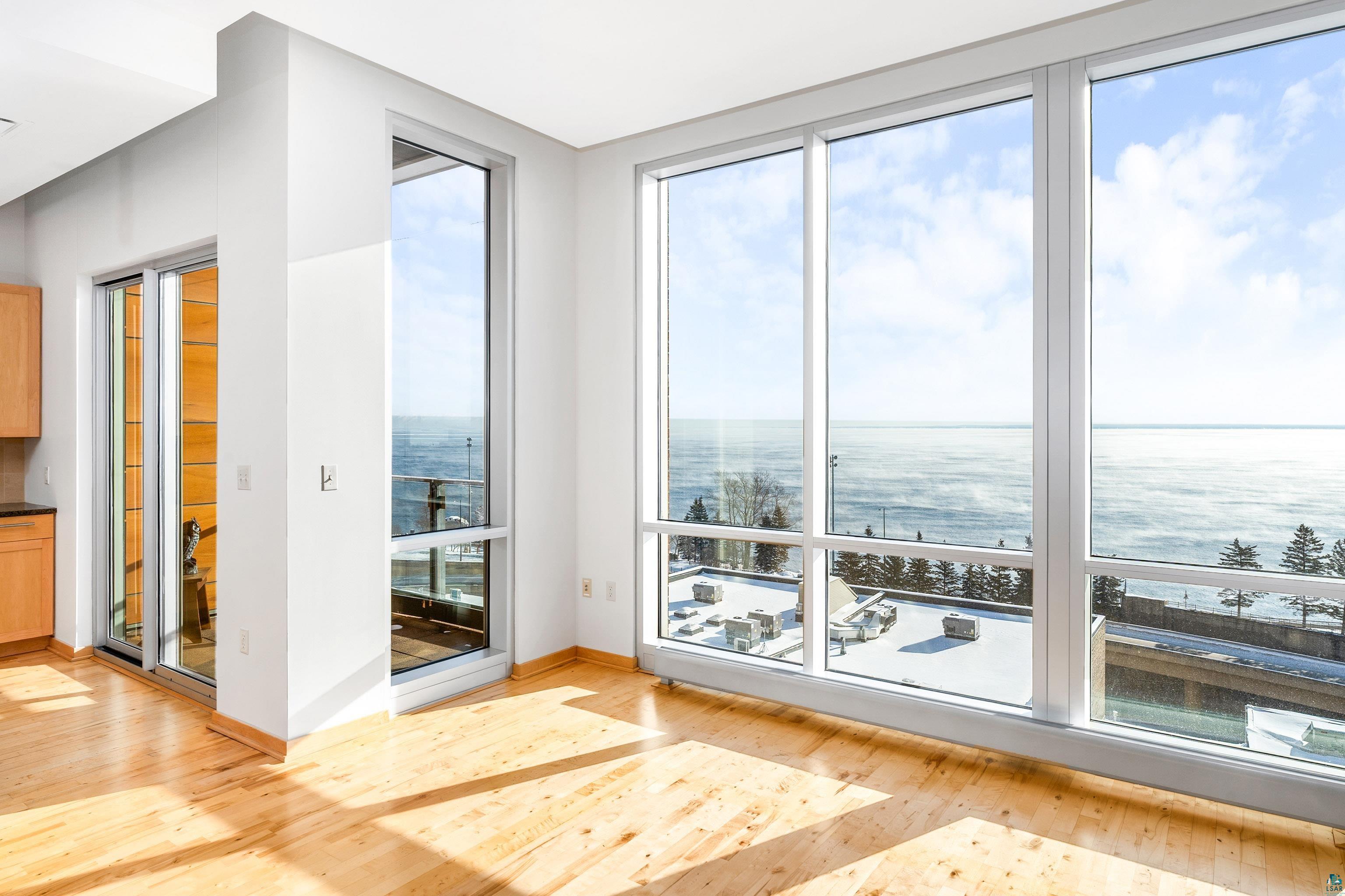 311 E Superior St, #704, Duluth, MN 55802 Listing Photo  15