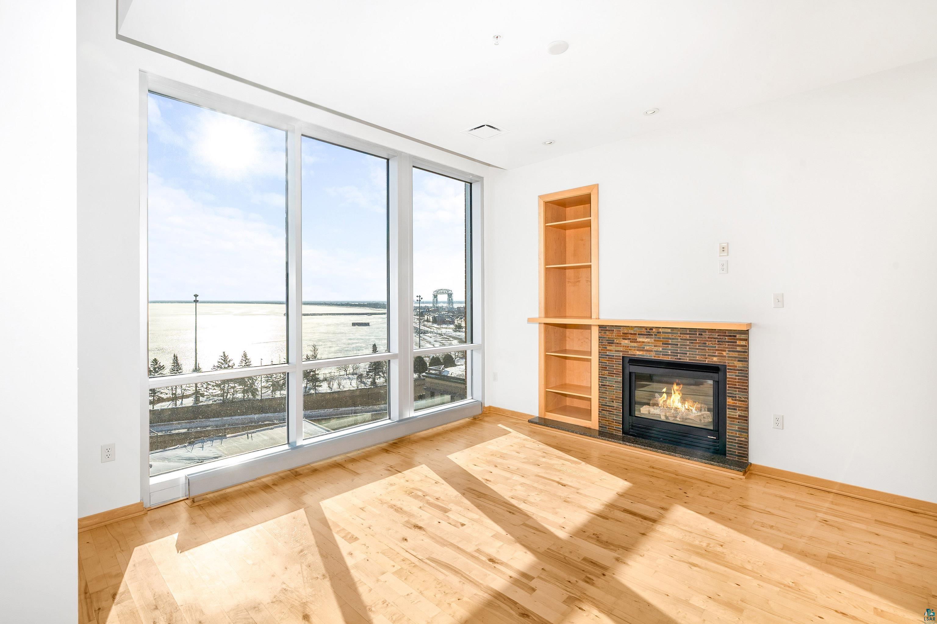 311 E Superior St, #704, Duluth, MN 55802 Listing Photo  4