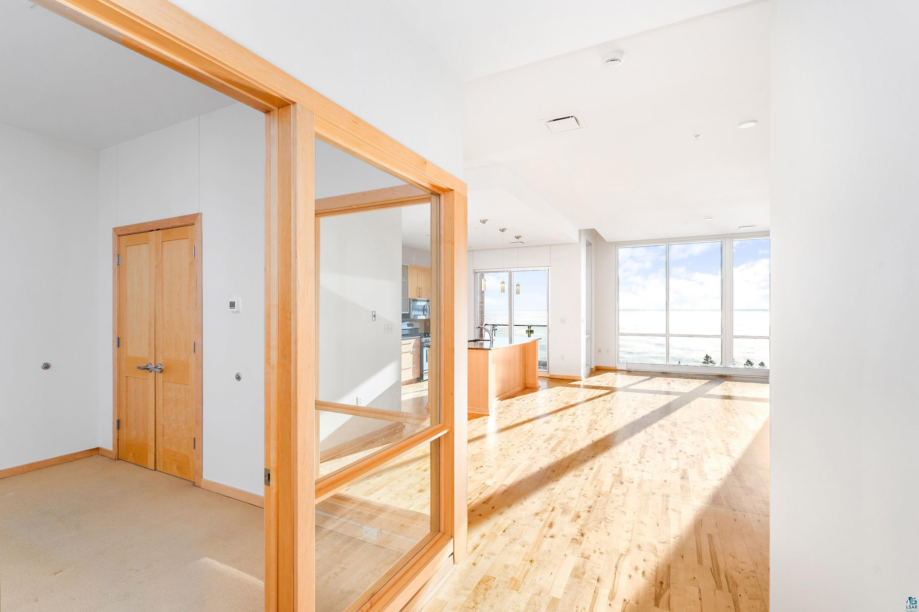 311 E Superior St, #704, Duluth, MN 55802 Listing Photo  31