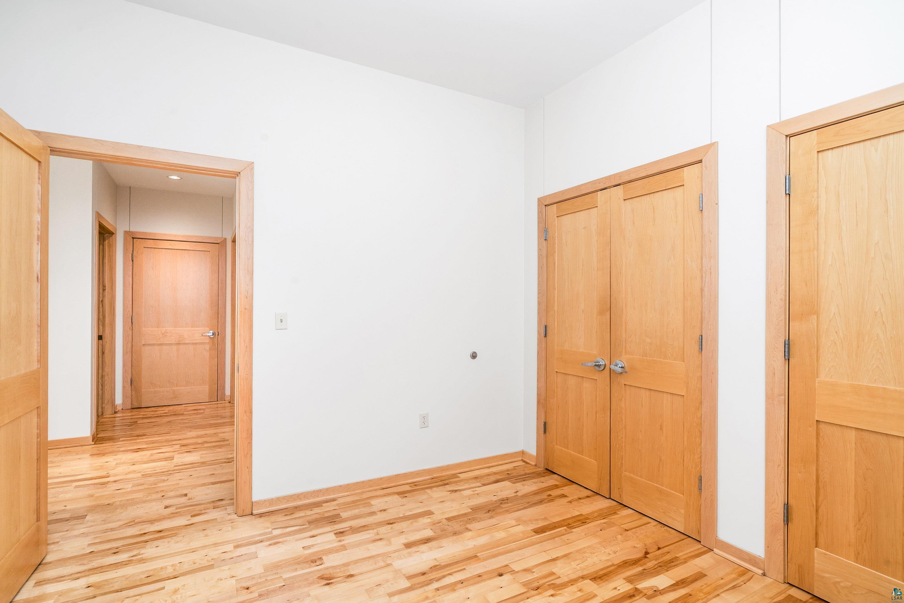 311 E Superior St, #704, Duluth, MN 55802 Listing Photo  37